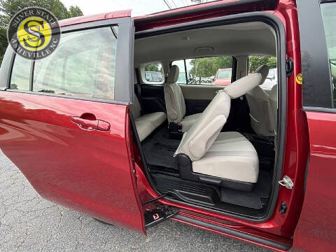 2015 Mazda MAZDA5 Sport