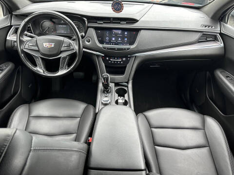 2020 Cadillac XT5 Luxury