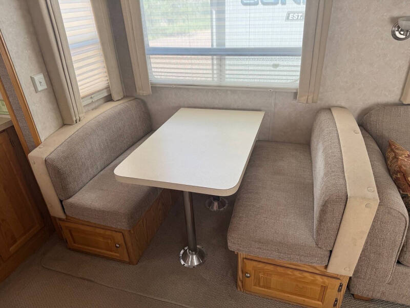 2004 Carriage Compass