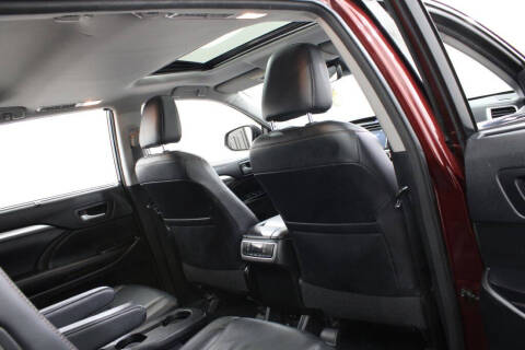 2017 Toyota Highlander SE