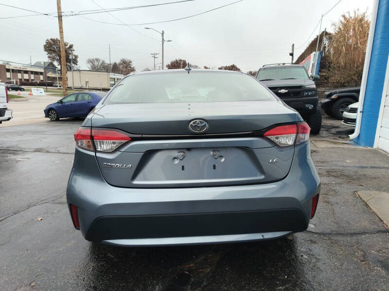 2021 Toyota Corolla LE