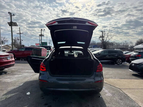 2018 BMW 3 Series 330i xDrive Gran Turismo