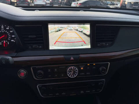 2018 Kia Cadenza Technology