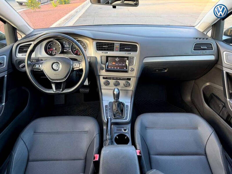 2015 Volkswagen Golf