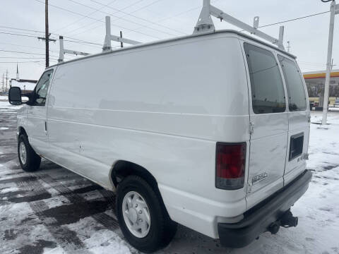 2009 Ford E-Series E-250