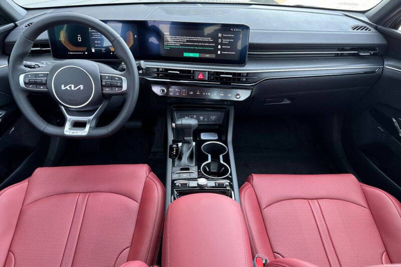 2026 Kia K5