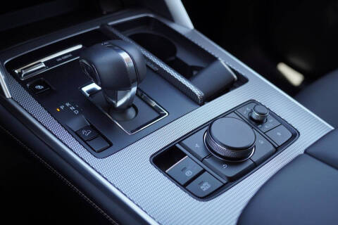 2025 Mazda CX-70 Plug-in Hybrid Premium