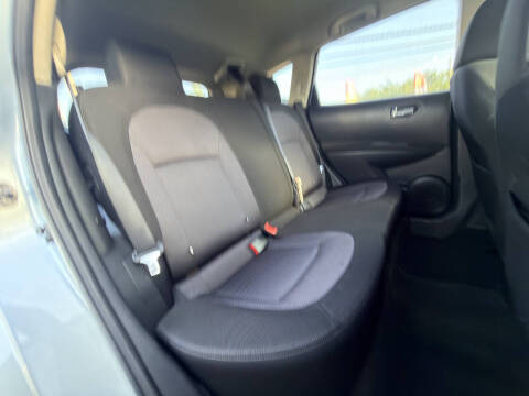 2011 Nissan Rogue SV