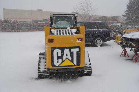 2011 Caterpillar 247 B3