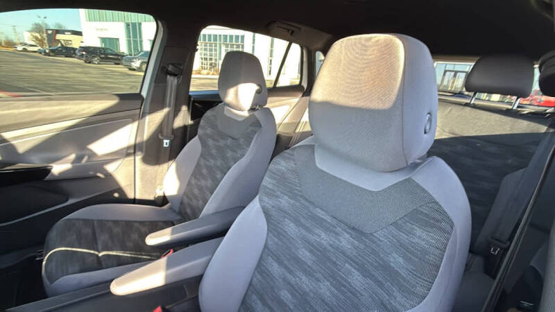 2021 Volkswagen ID.4 Pro