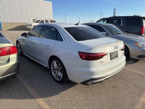 2022 Audi A4 quattro S line Prem Plus 45 TFSI