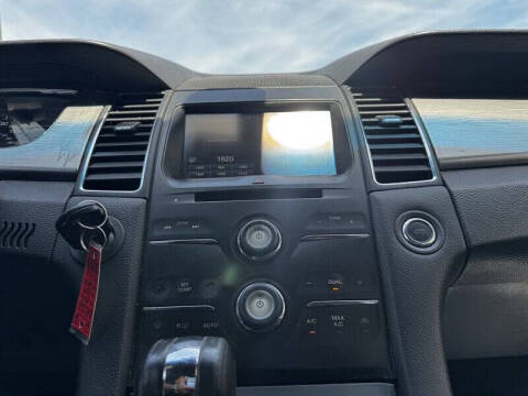 2013 Ford Taurus SEL