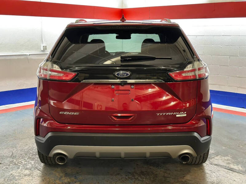2019 Ford Edge Titanium