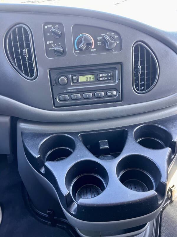 2006 Ford E-Series E-350 SD XL