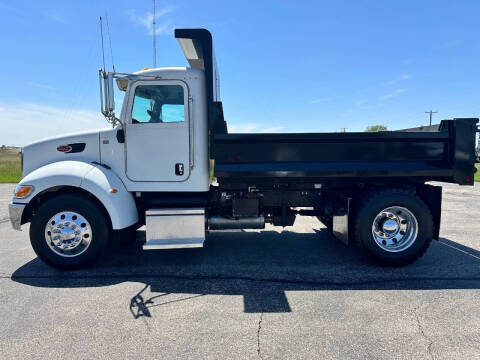2013 Peterbilt 337