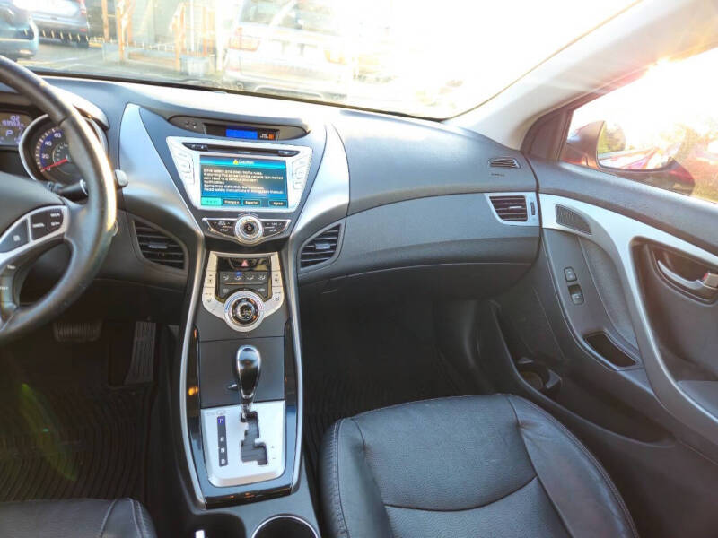 2012 Hyundai Elantra Limited