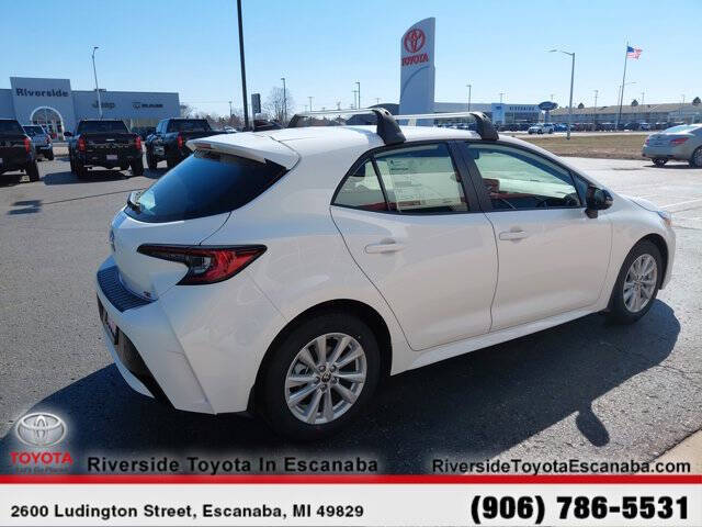 2026 Toyota Corolla Hatchback SE