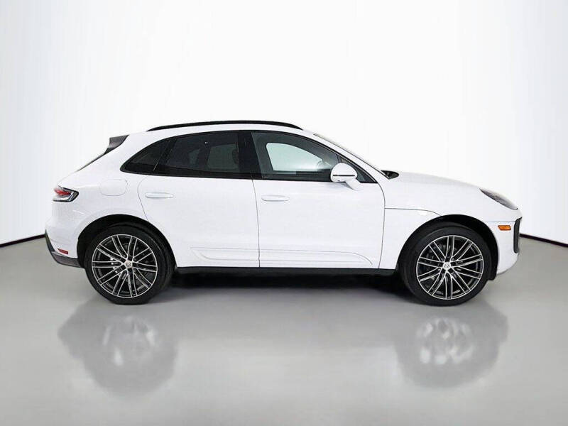 2023 Porsche Macan