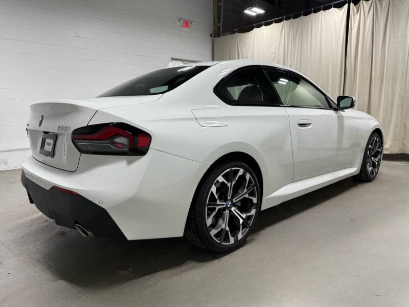 2025 BMW 2 Series 230i xDrive