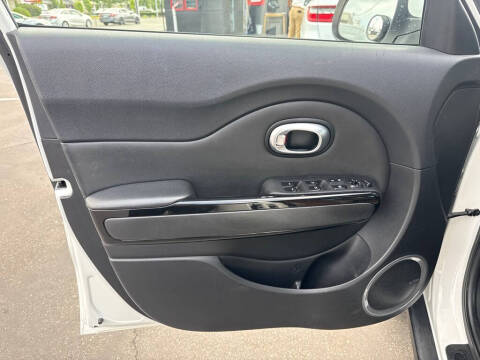 2014 Kia Soul !