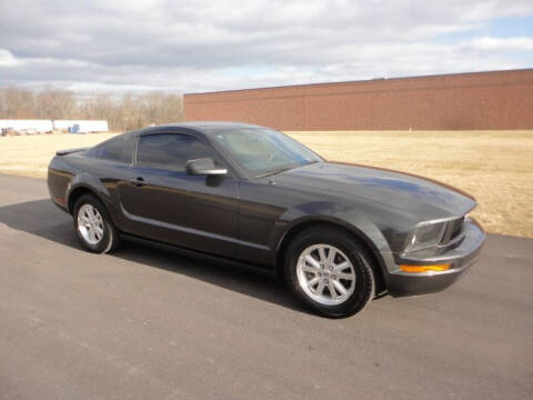 2007 Ford Mustang V6 Deluxe
