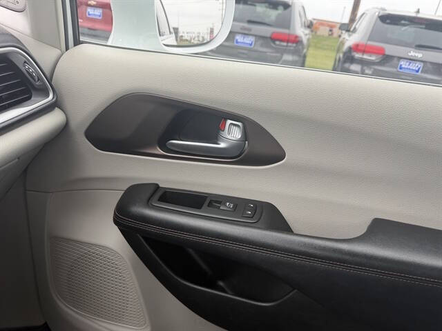 2018 Chrysler Pacifica Touring L