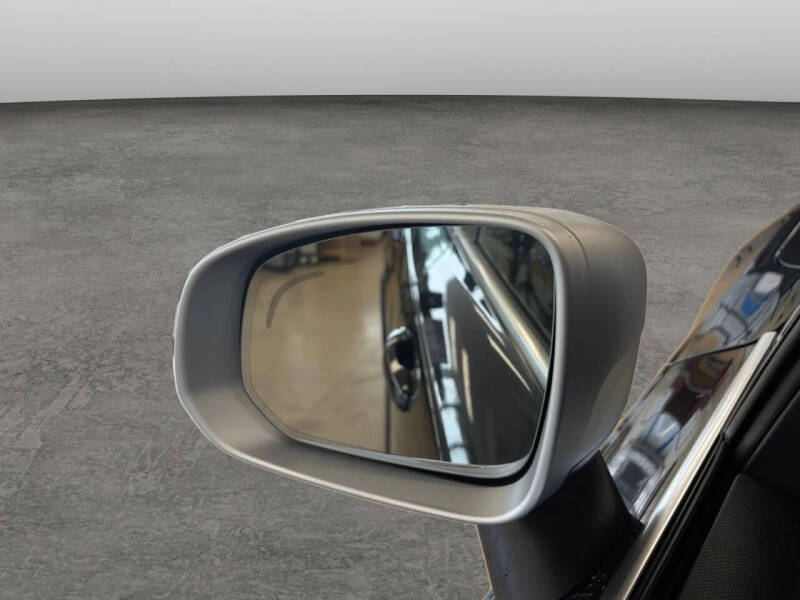 2017 Volvo XC90 T6 R-Design