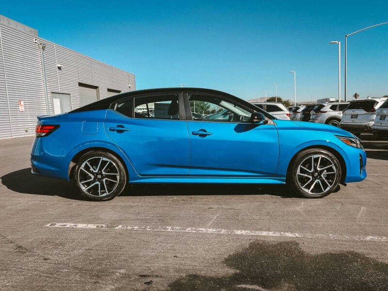 2025 Nissan Sentra SR