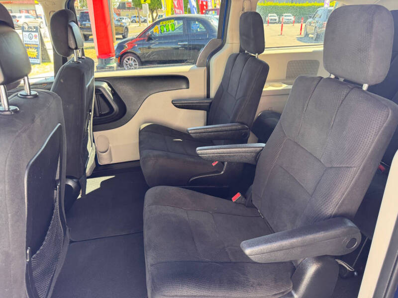 2011 Dodge Grand Caravan Express