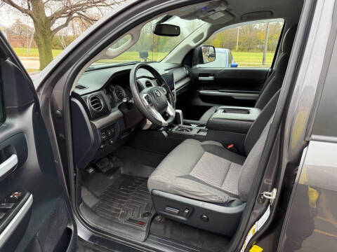 2016 Toyota Tundra SR5