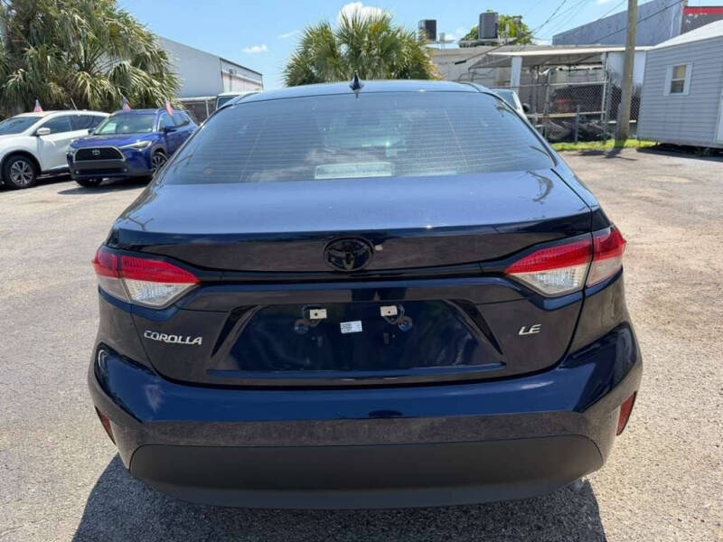 2024 Toyota Corolla LE