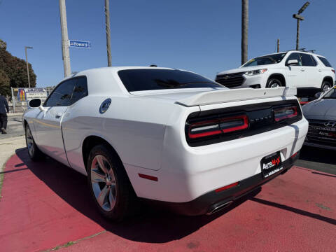 2020 Dodge Challenger SXT