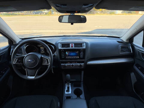 2018 Subaru Outback 2.5i