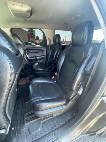 2012 GMC Acadia SLE