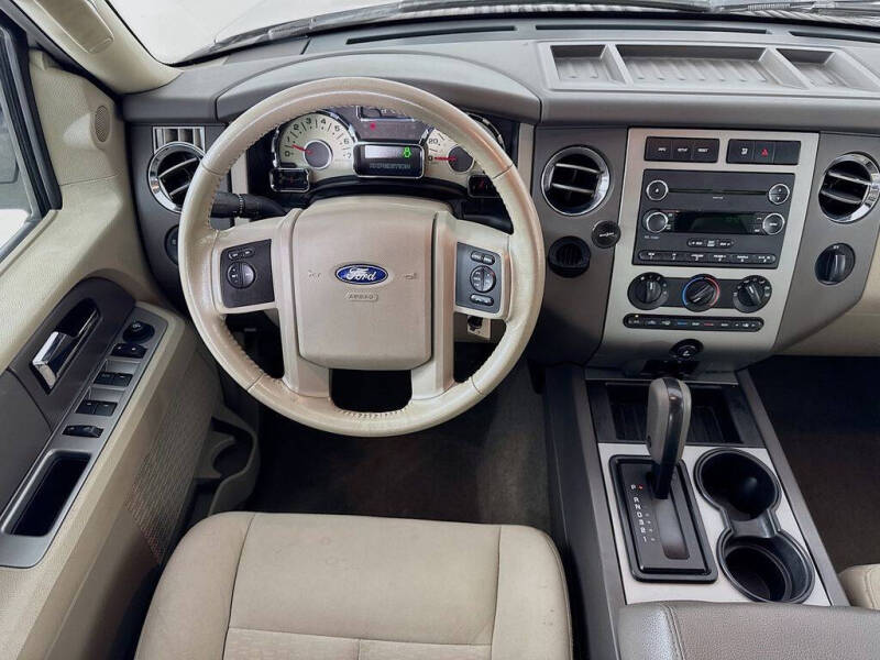 2013 Ford Expedition XLT