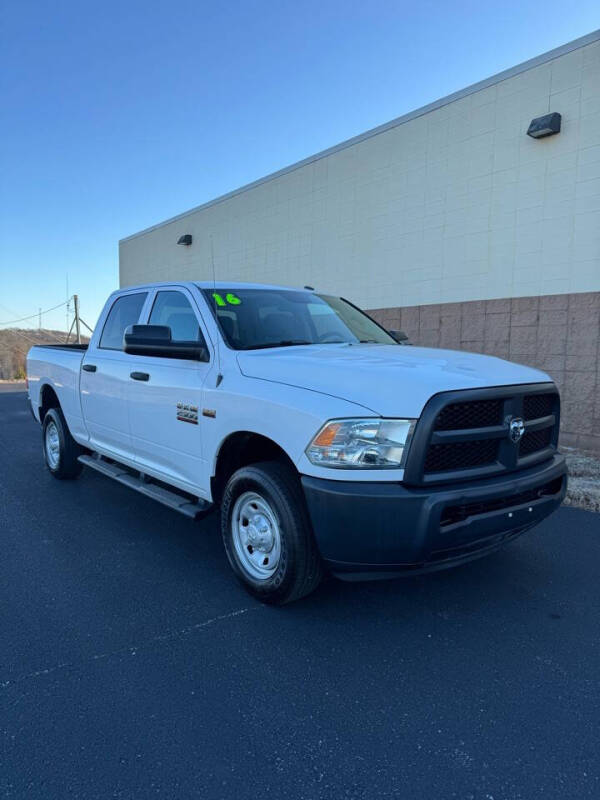 2016 RAM 2500 for sale at Hurricane Auto Sales II in Lake Ozark MO