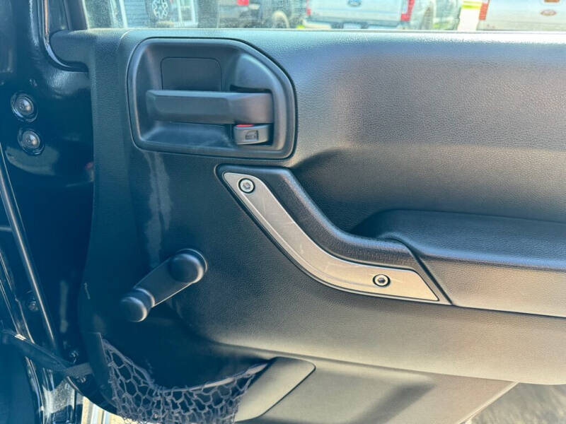 2017 Jeep Wrangler Sport