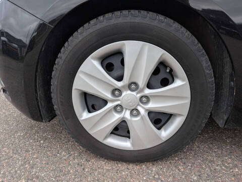 2016 Kia Forte5 LX