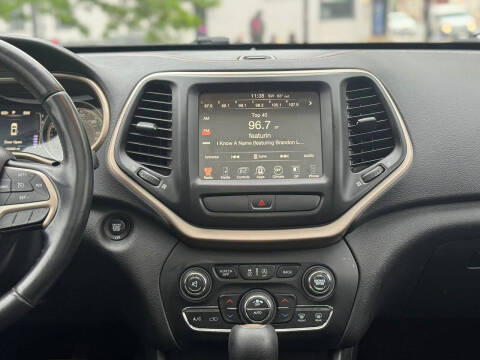 2017 Jeep Cherokee Latitude