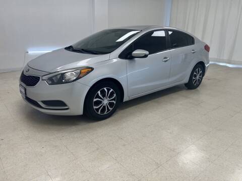 2016 Kia Forte for sale at Kerns Ford Lincoln in Celina OH