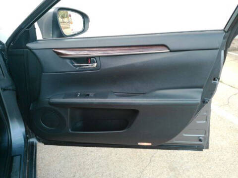 2015 Lexus ES 350 Crafted Line