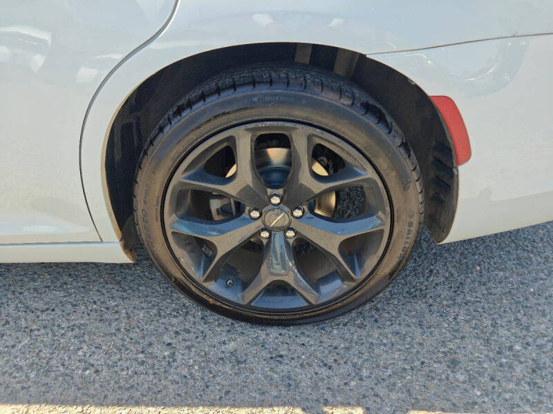 2022 Chrysler 300 S V6