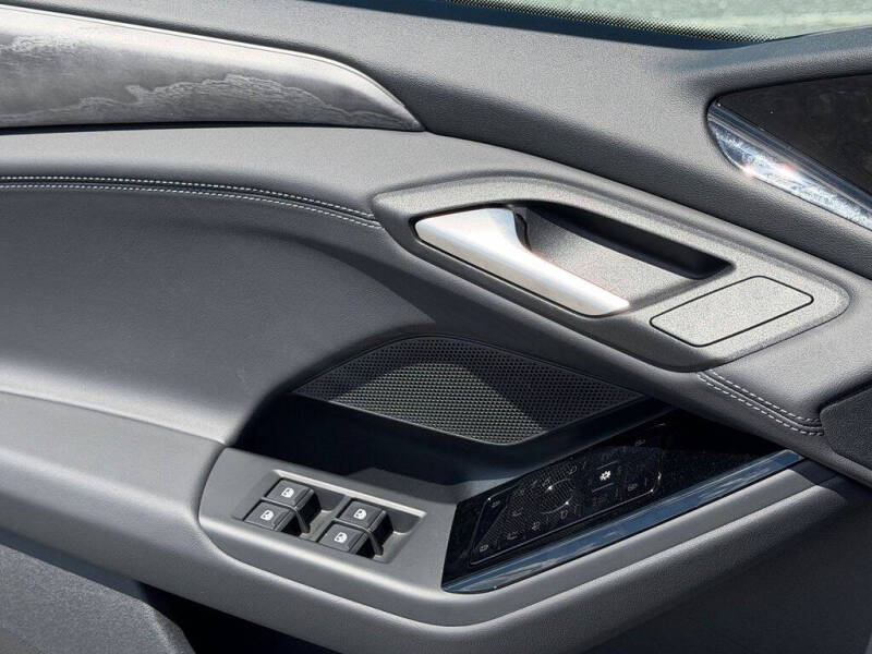 2025 Audi A6 Sportback e-tron Premium
