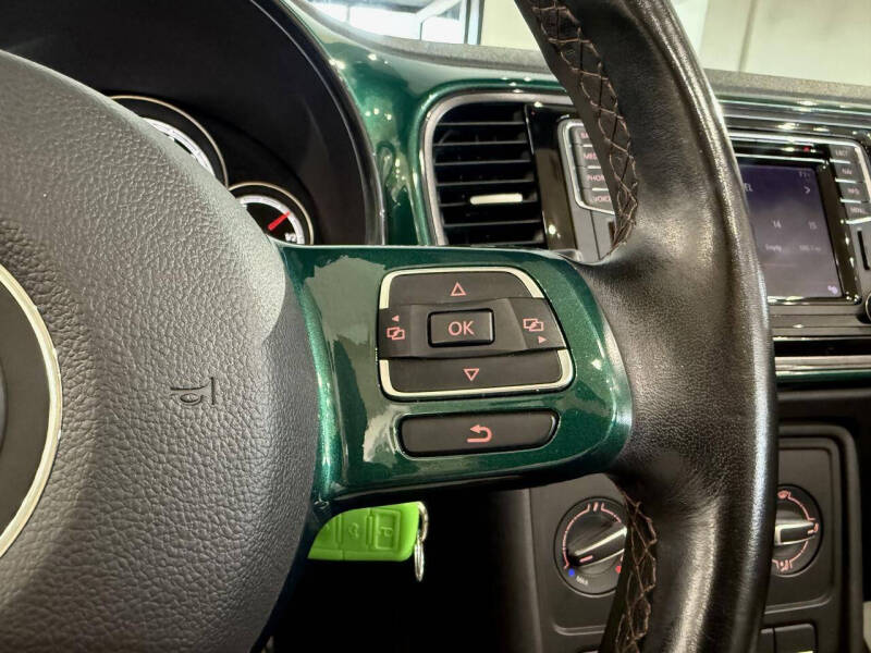 2017 Volkswagen Beetle Convertible 1.8T Classic