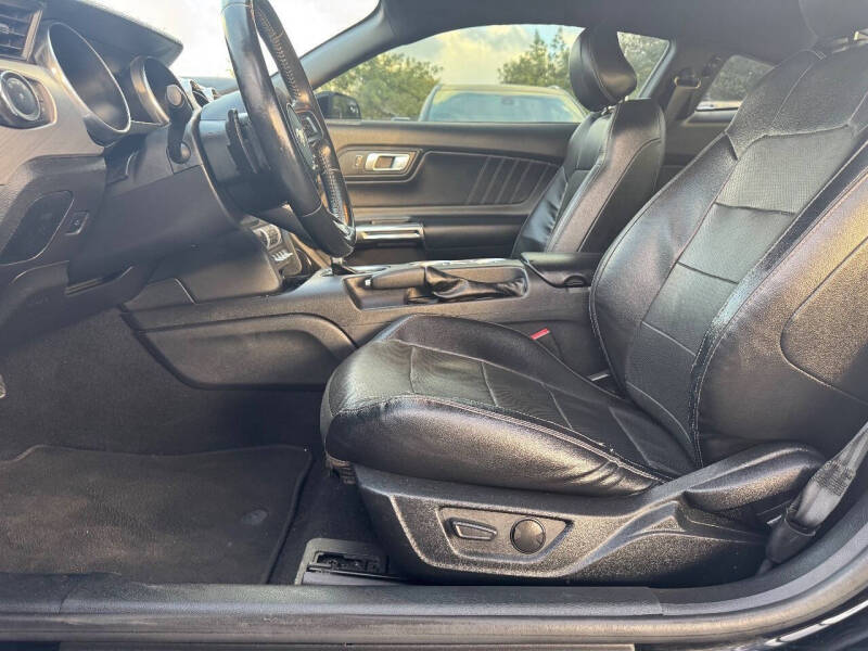 2020 Ford Mustang EcoBoost Premium