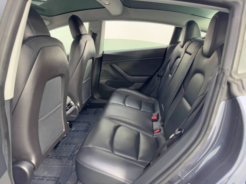 2020 Tesla Model 3 Standard Range Plus