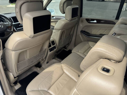 2014 Mercedes-Benz GL-Class GL 550 4MATIC