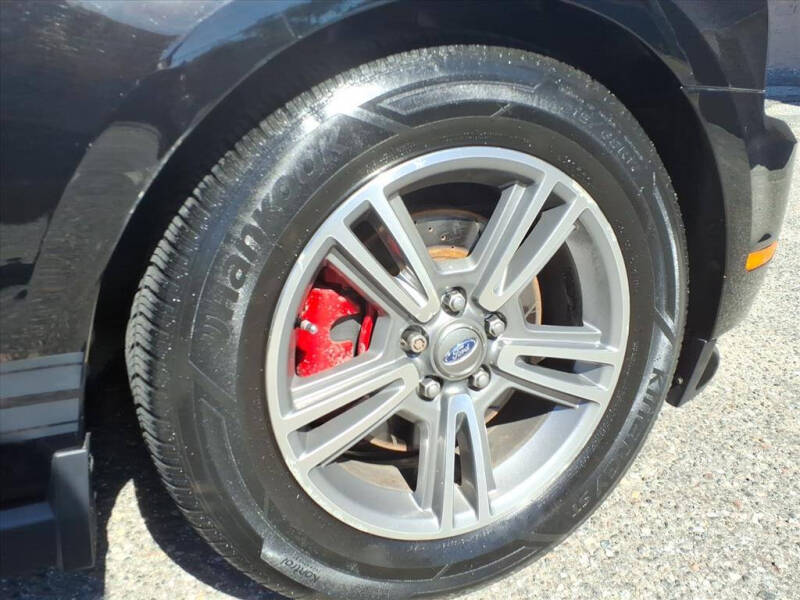 2011 Ford Mustang V6 Premium