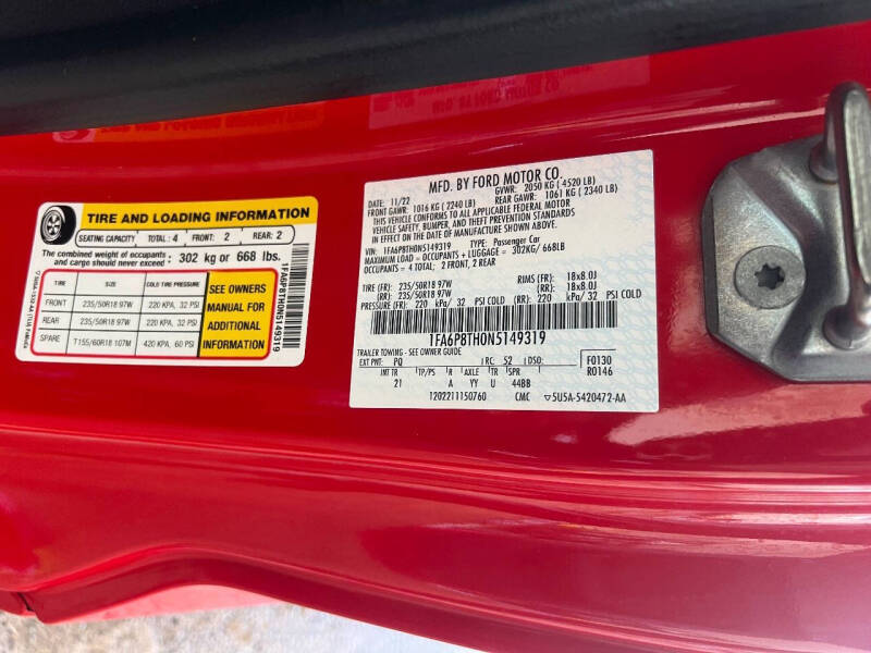 2022 Ford Mustang EcoBoost