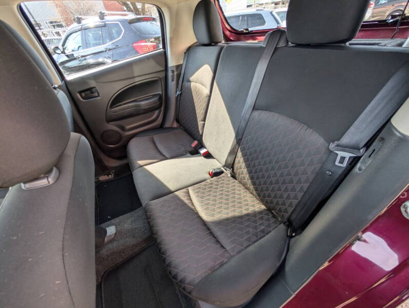 2022 Mitsubishi Mirage ES
